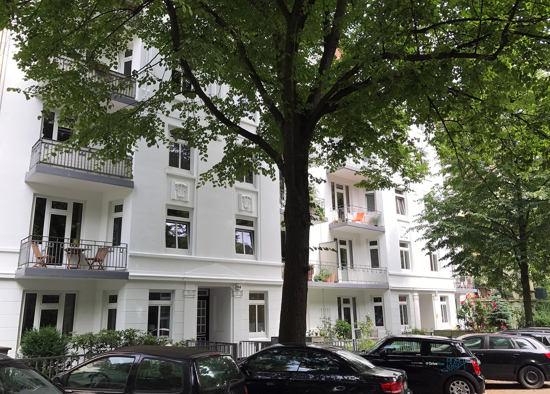 Maler-für-Wedel-und-Hamburg-Aussenarbeiten-Wohnhaus-in-Winterhude-Front